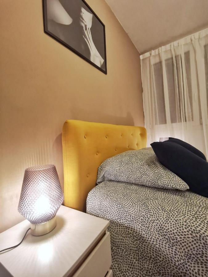 Le Calme Du Sentier - Marne Apartment Noisy-le-Grand Bagian luar foto